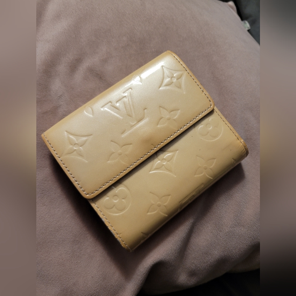 SALE Authentic Louis Vuitton Tan Vernis Women's Wallet